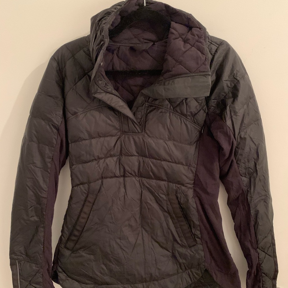 Lululemon pull over. Size 6